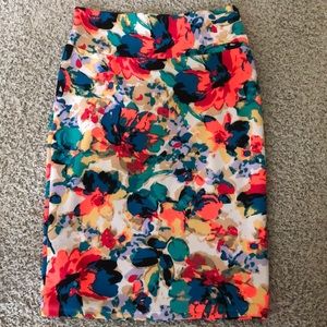 Lularoe Bright Floral Cassie Skirt Size Medium